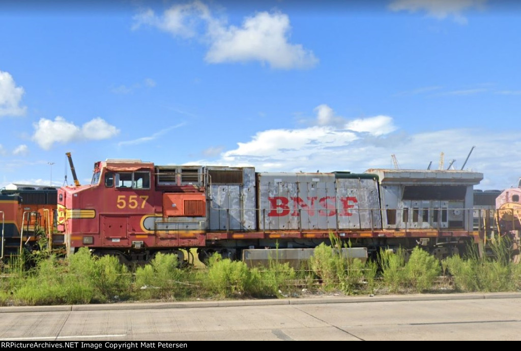 BNSF 557